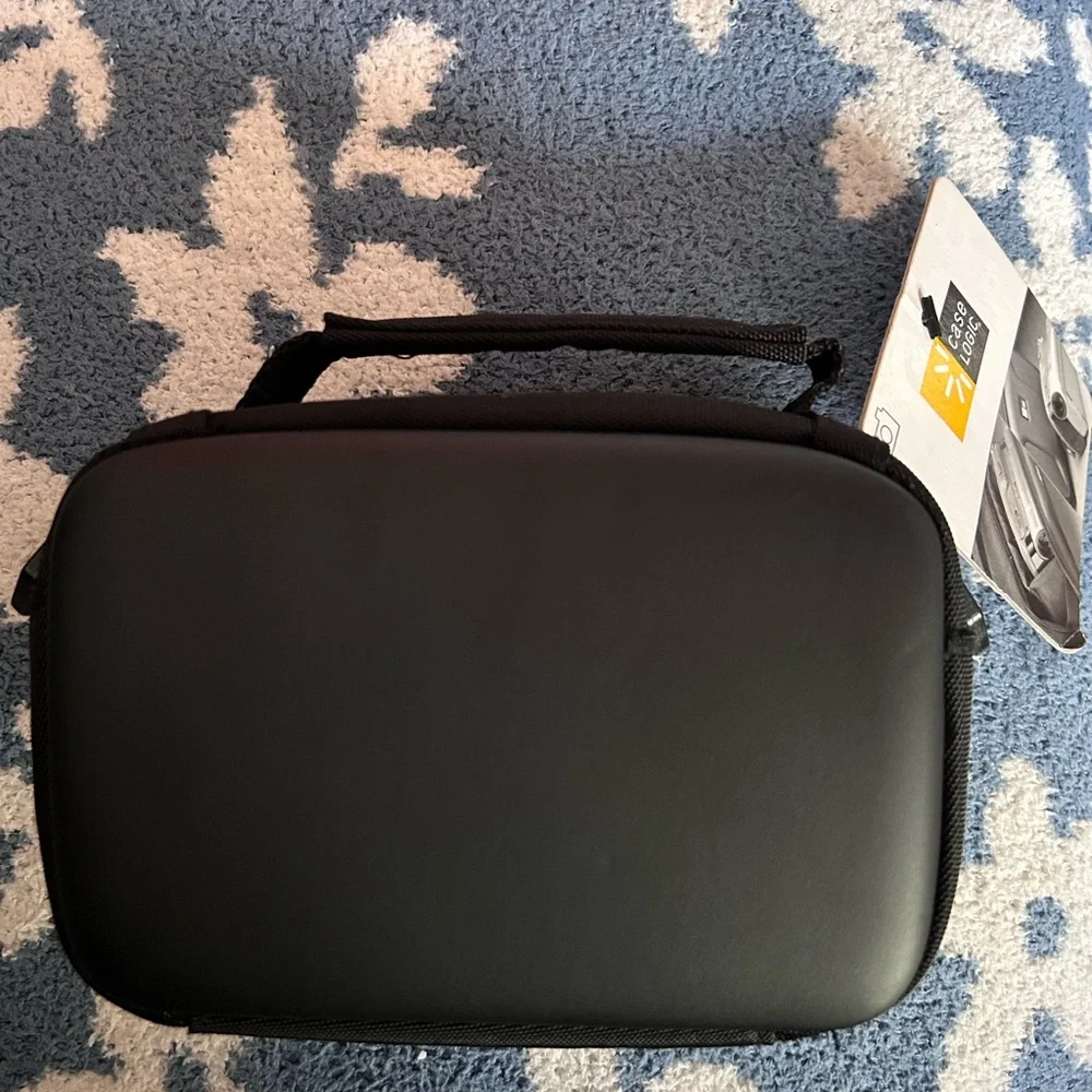 Black Case Logic hard Case